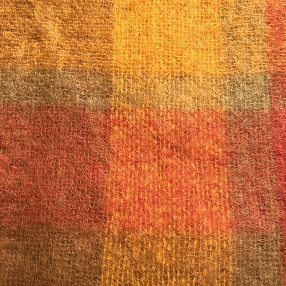 Vintage Creagaran mohair wool blanket throw by West of Scotland Home industries - Picture 3 of 3